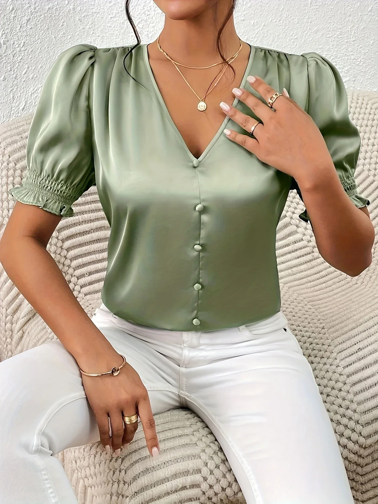Abella - Elegante Camicetta Con Scollo a V e Maniche a Sbuffo - Image 18