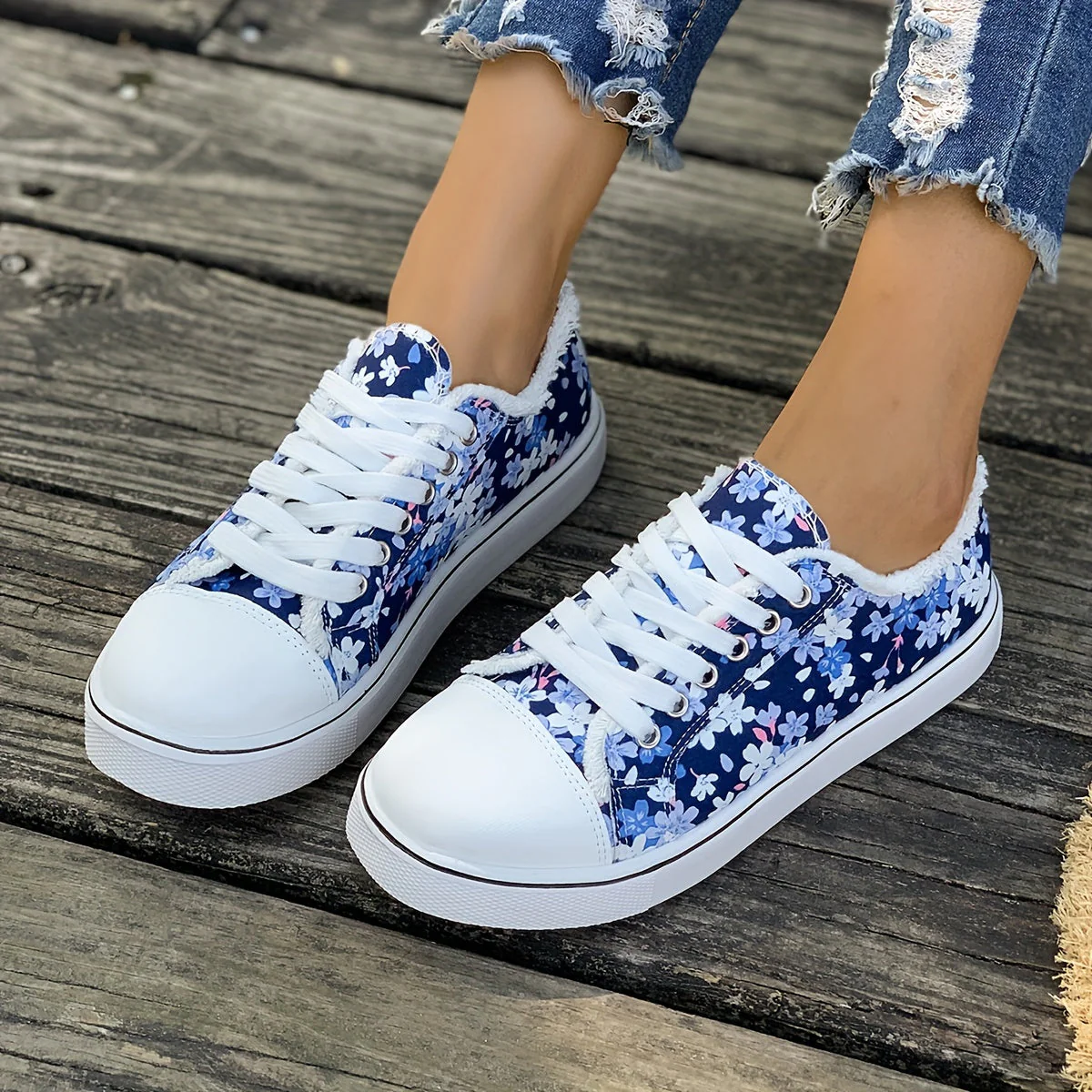 Bristy - Scarpe Stringate Con Stampa Floreale - Image 4