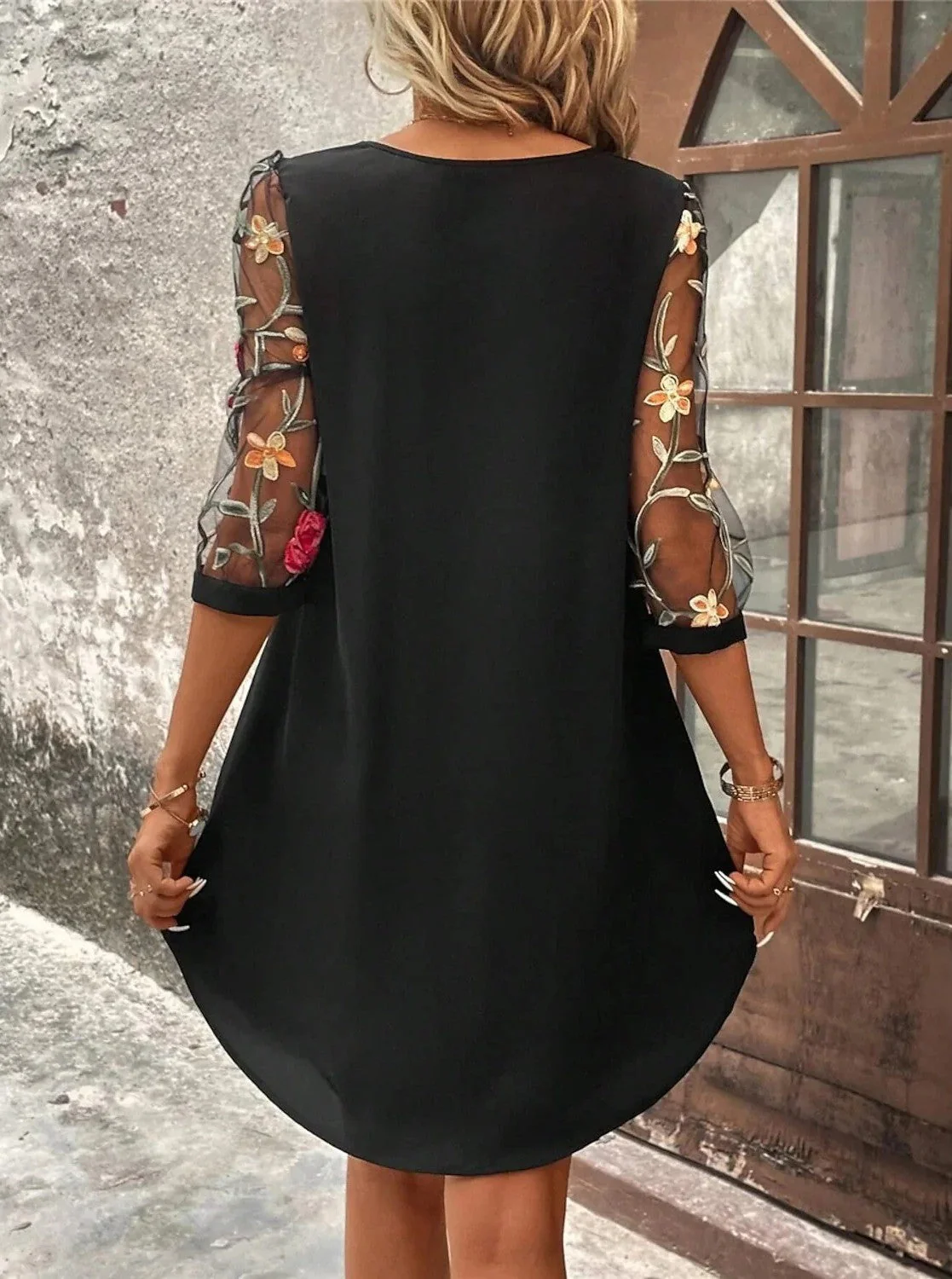 Clelia - Abito Estivo Leggero Ed Elegante - Image 3