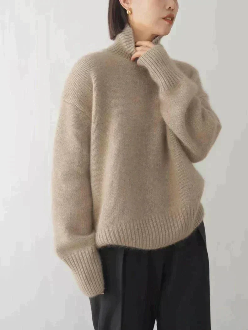 Diana – Confortevole Maglione a Collo Alto In Maglia Morbida - Image 2