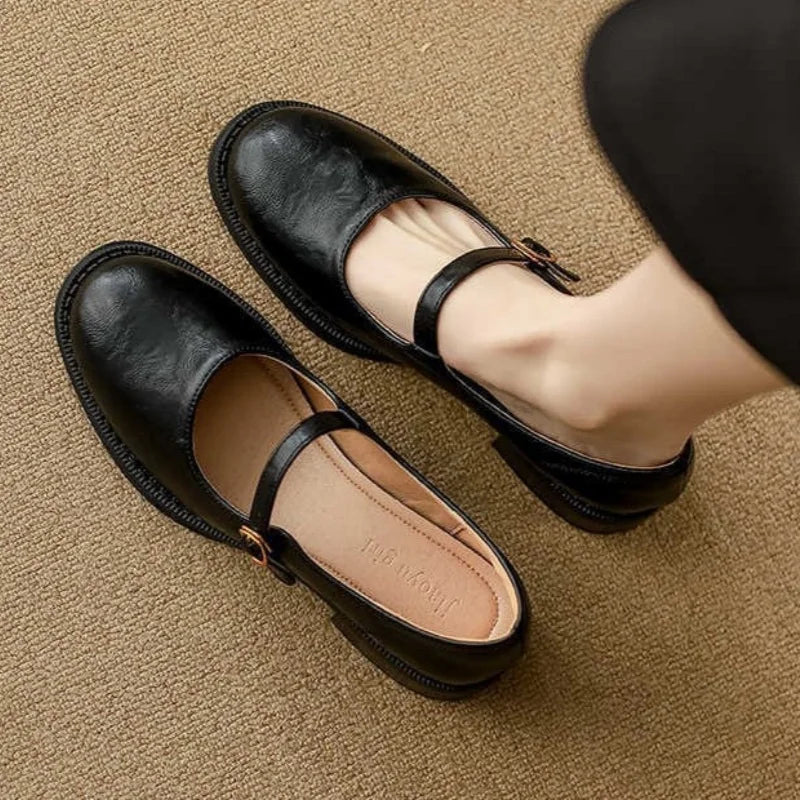 Donia - Comode Scarpe in Pelle Con Cinturino - Image 5