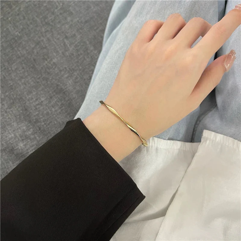 Elara - Bracciale Elegante Con Intreccio - Image 2