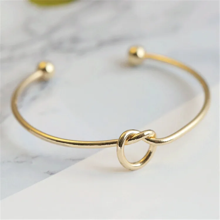 Elin – Bracciale Con Nodo Caratteristico - Image 4