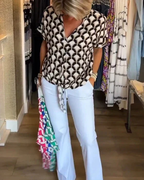 Emilya - Top Casual con Scollo a V e Stampa - Image 5