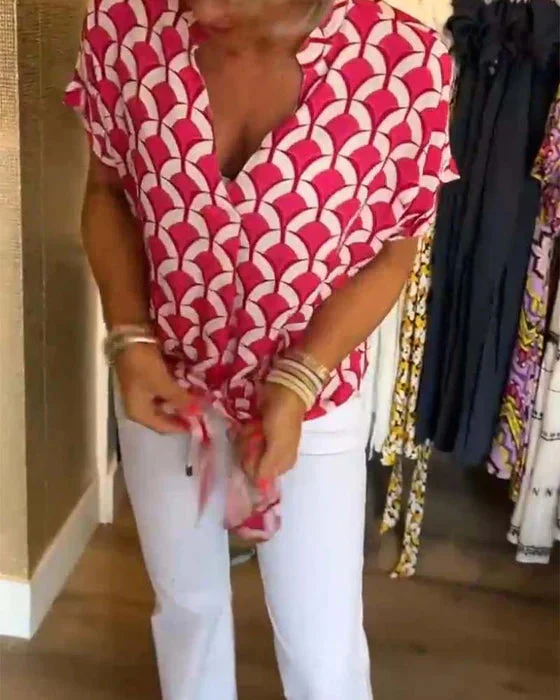 Emilya - Top Casual con Scollo a V e Stampa - Image 8