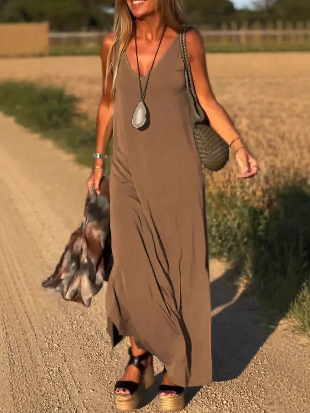 Evelyne - Elegante Abito Lungo Senza Maniche - Image 5