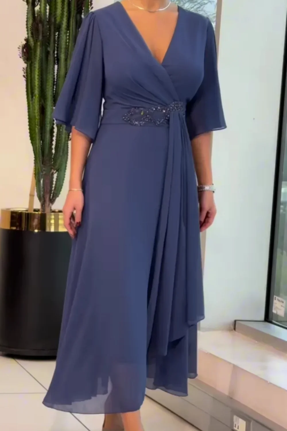 Ezina - Elegante Abito Lungo In Panno - Image 2