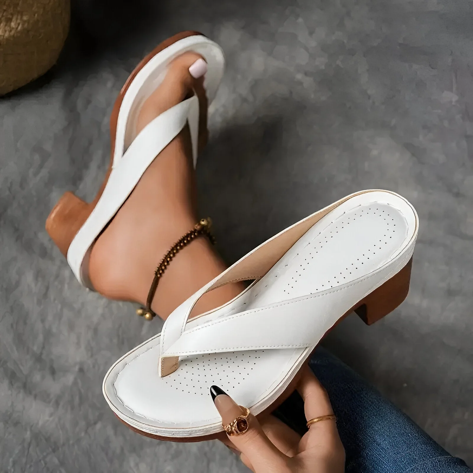 Gerta - Elegante Pantofola Con Tacco Alto - Image 4