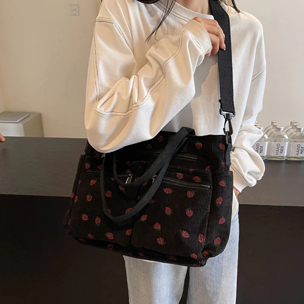 Helja - Borsa a Tracolla Con Stampa Di Fragole - Image 12