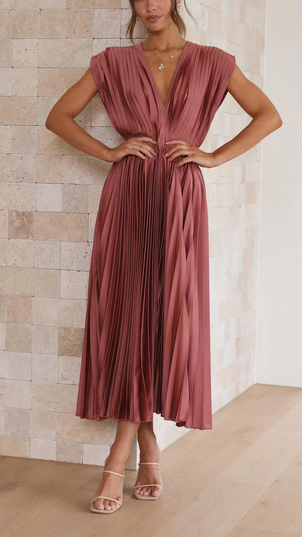 Iria - Abito Elegante a Pieghe