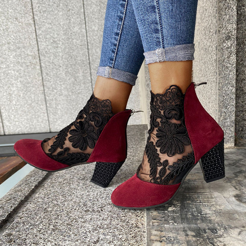 Janneke - Scarpe Eleganti Con Tacco Alto in Pizzo - Image 2