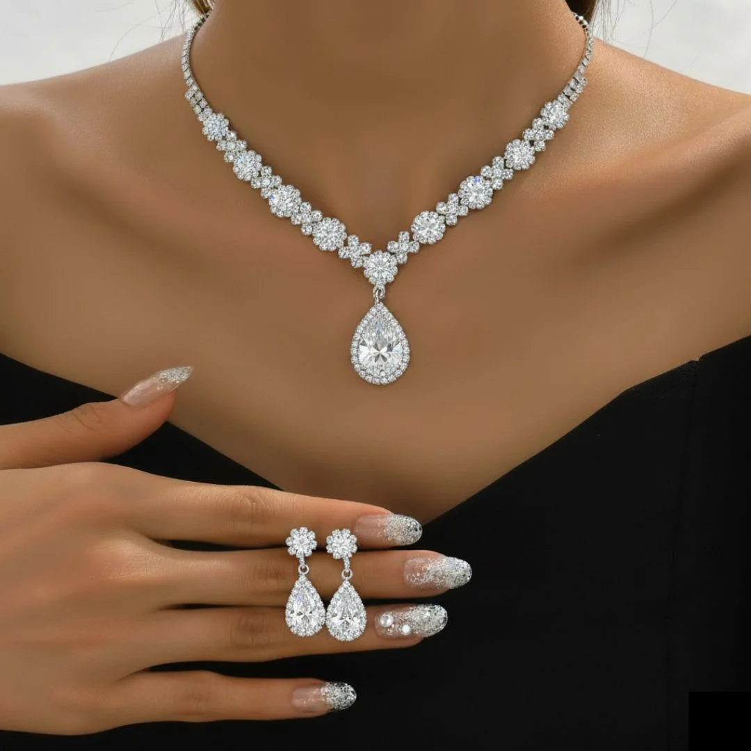 Kaylee - Set Collana con Goccia di Cristallo e Orecchini - Image 2