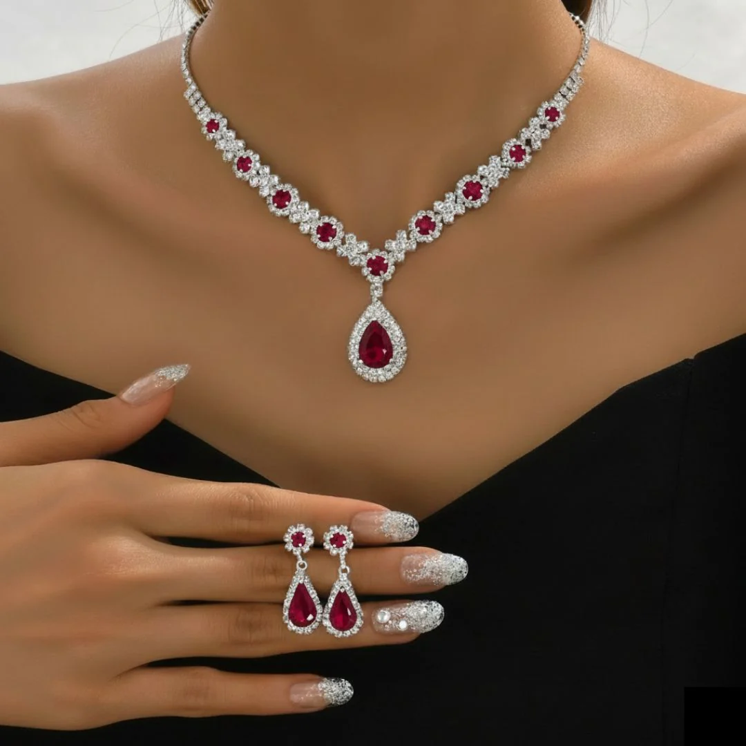 Kaylee - Set Collana con Goccia di Cristallo e Orecchini - Image 4
