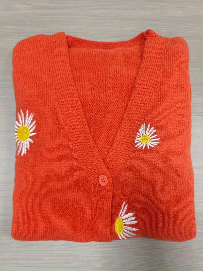 Korina - Elegante Cardigan a Maniche Lunghe Con Bottoni - Image 7