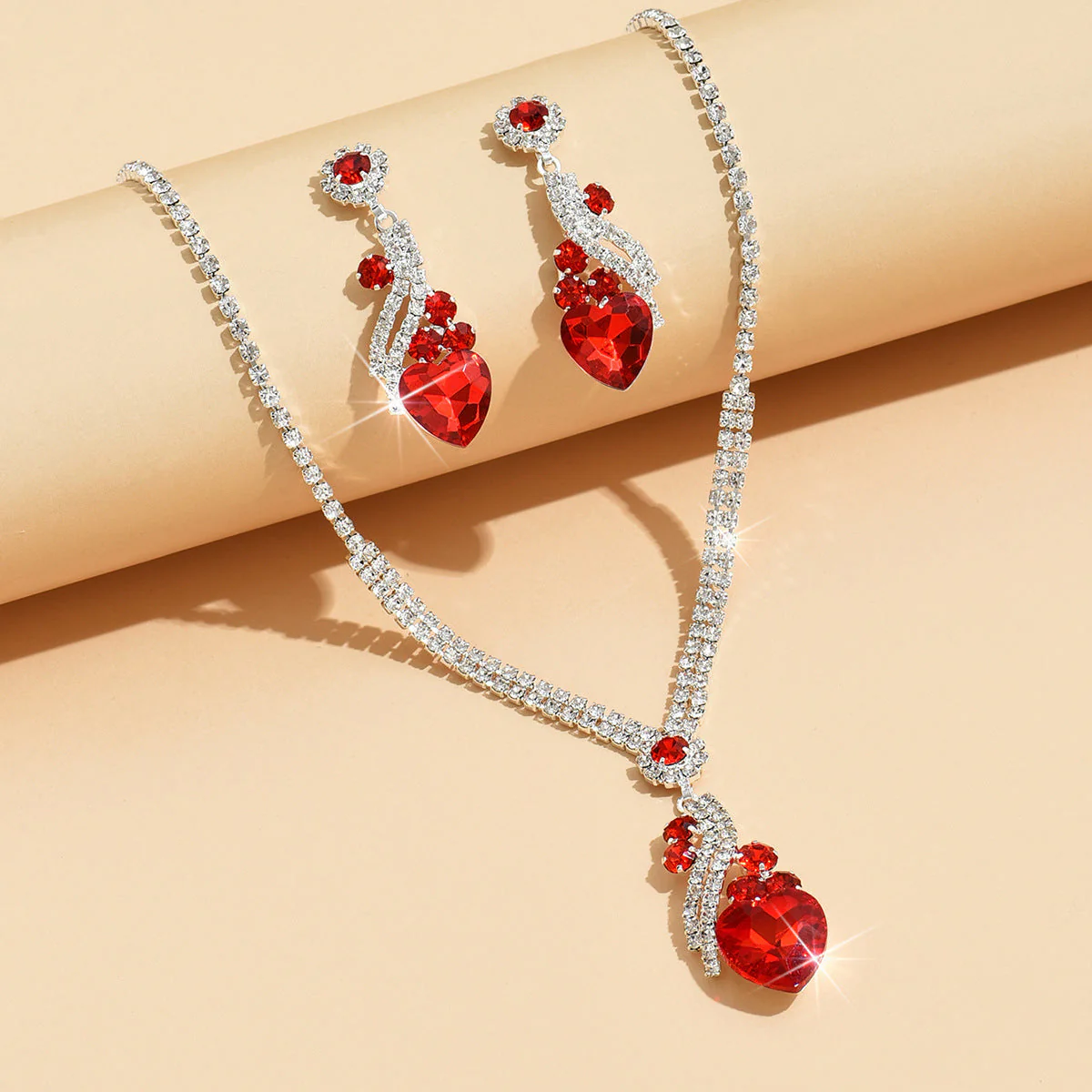 Lelia - Set Di Orecchini e Collana Con Strass - Image 15