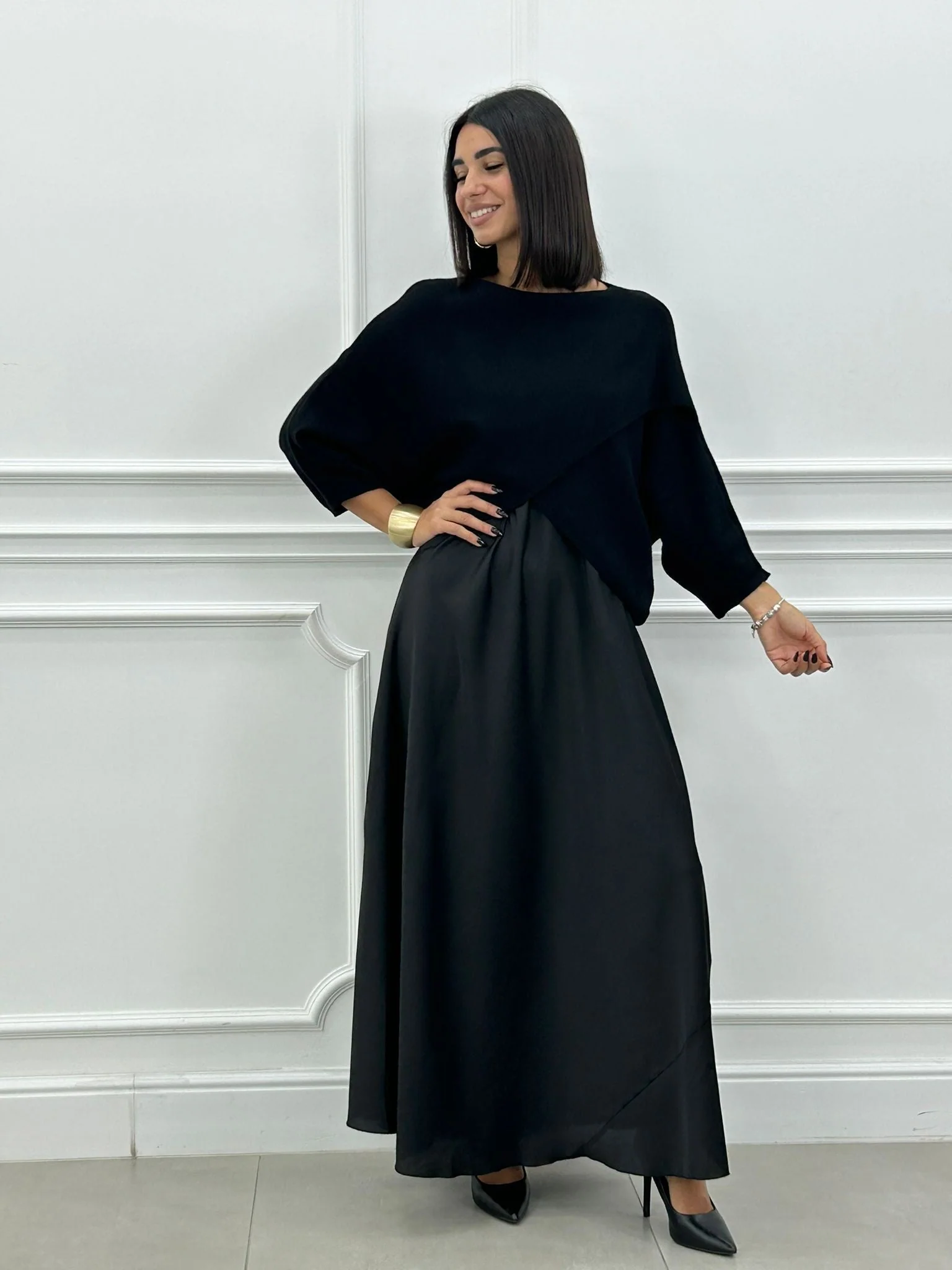 Lorelei - Elegante Abito Lungo e Top Asimmetrico - Image 7