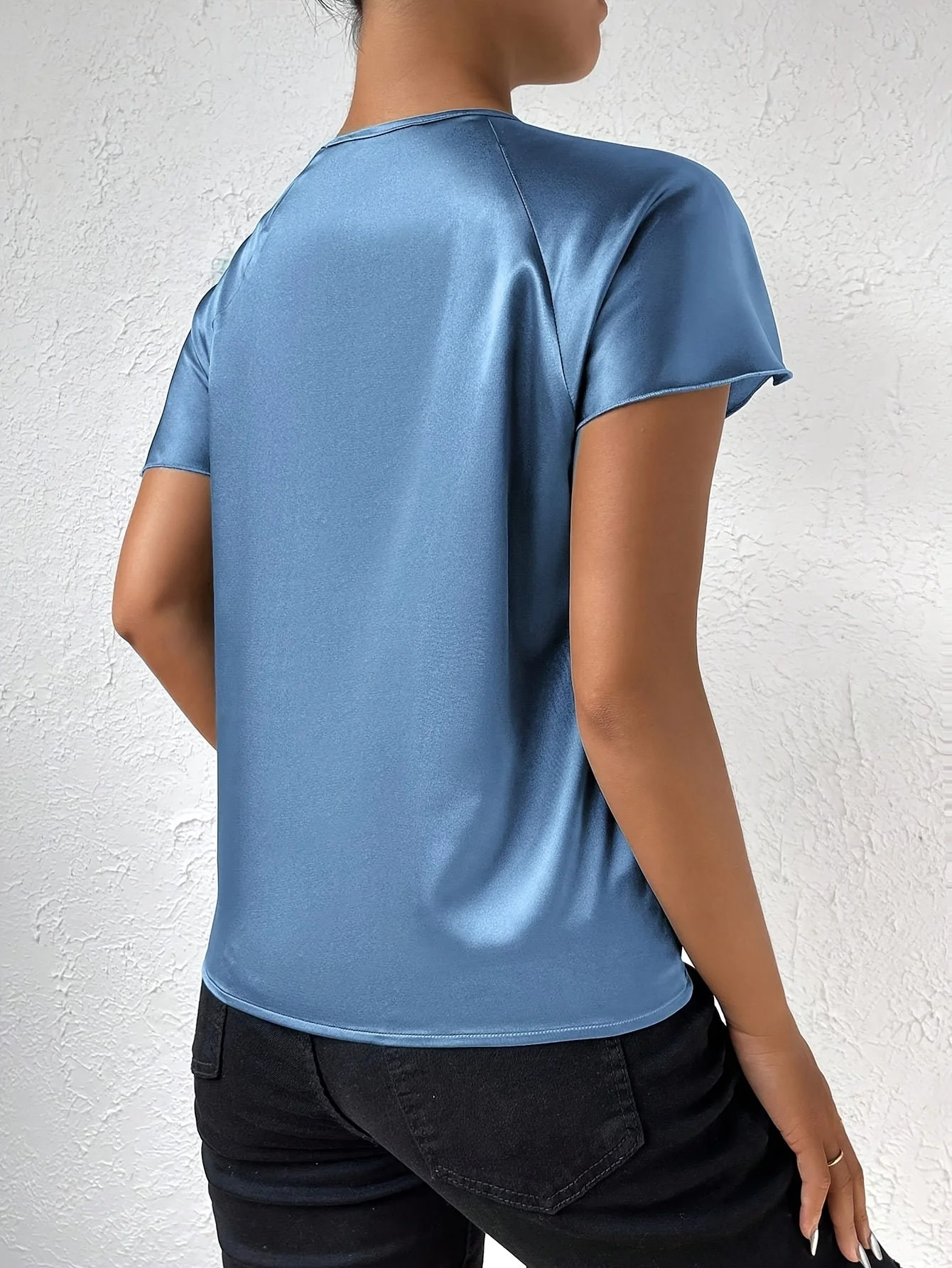 Loretta - Top Alla Moda Con Dettagli Unici Sulle Spalle - Image 8