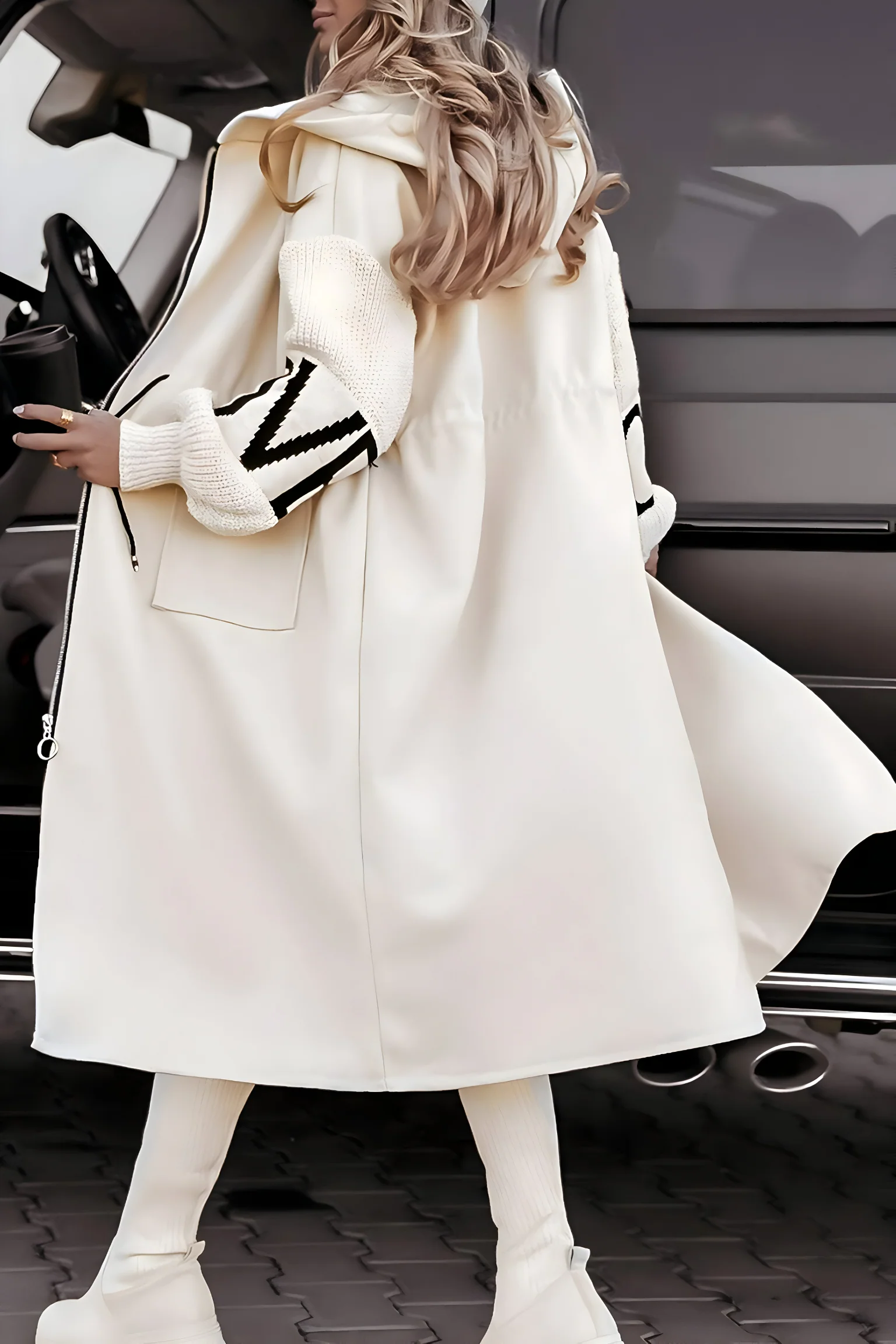 Lysanne - Cappotto Lungo Con Cappuccio e Tasche - Image 4