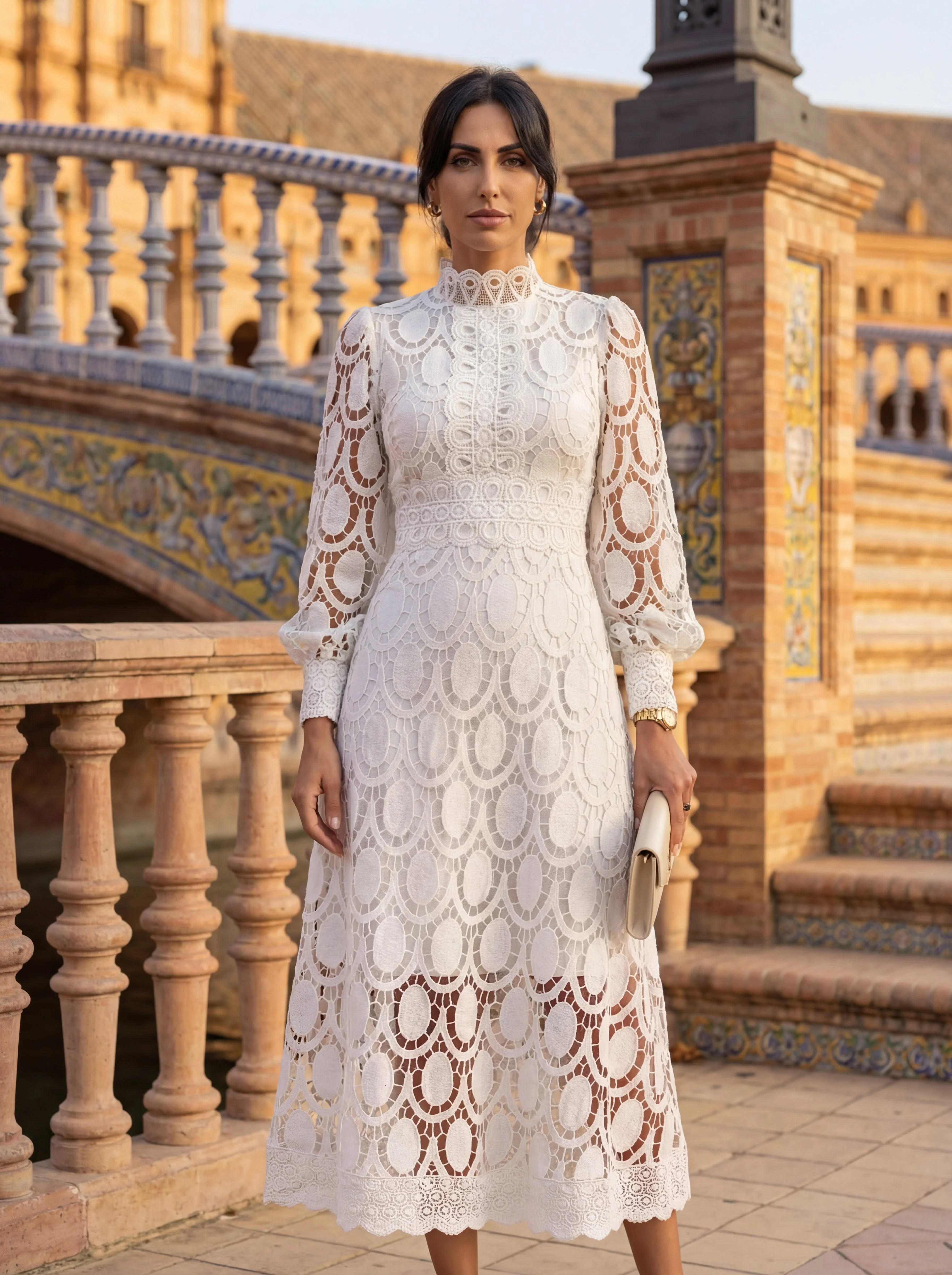 Maelle - Elegante Abito in Pizzo a Maniche Lunghe - Image 3