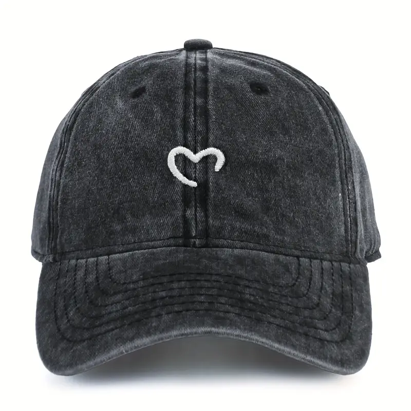 Marlia - Cappellino Ricamato Con Cuore Cucito - Image 6
