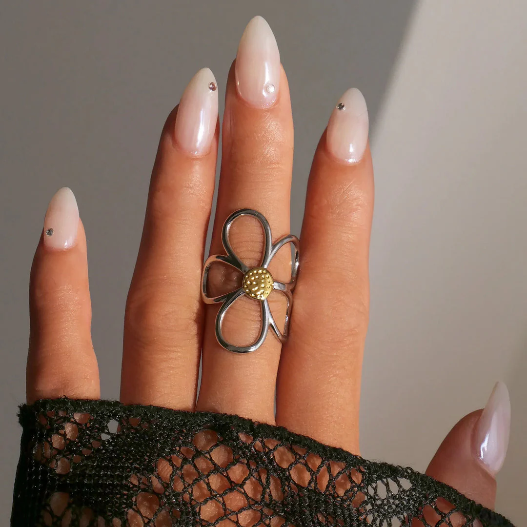 Meloni - Anello Regolabile Ispirato Alla Margherita - Image 5