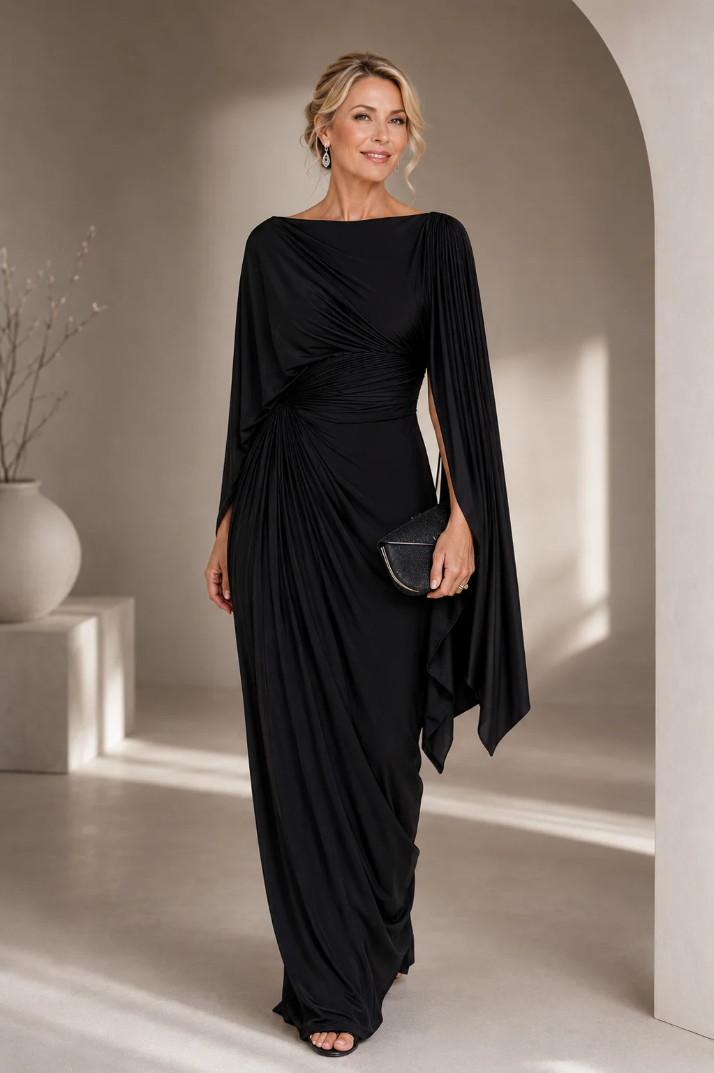 Mirona - Abito Lungo a Pieghe Con Mantella - Image 2