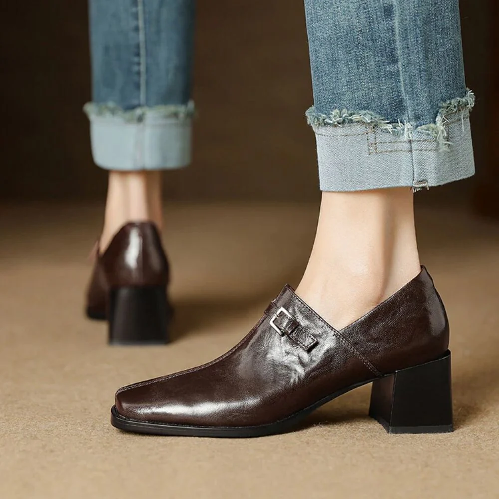 Misha - Eleganti Mocassini In Pelle Con Tacco - Image 2