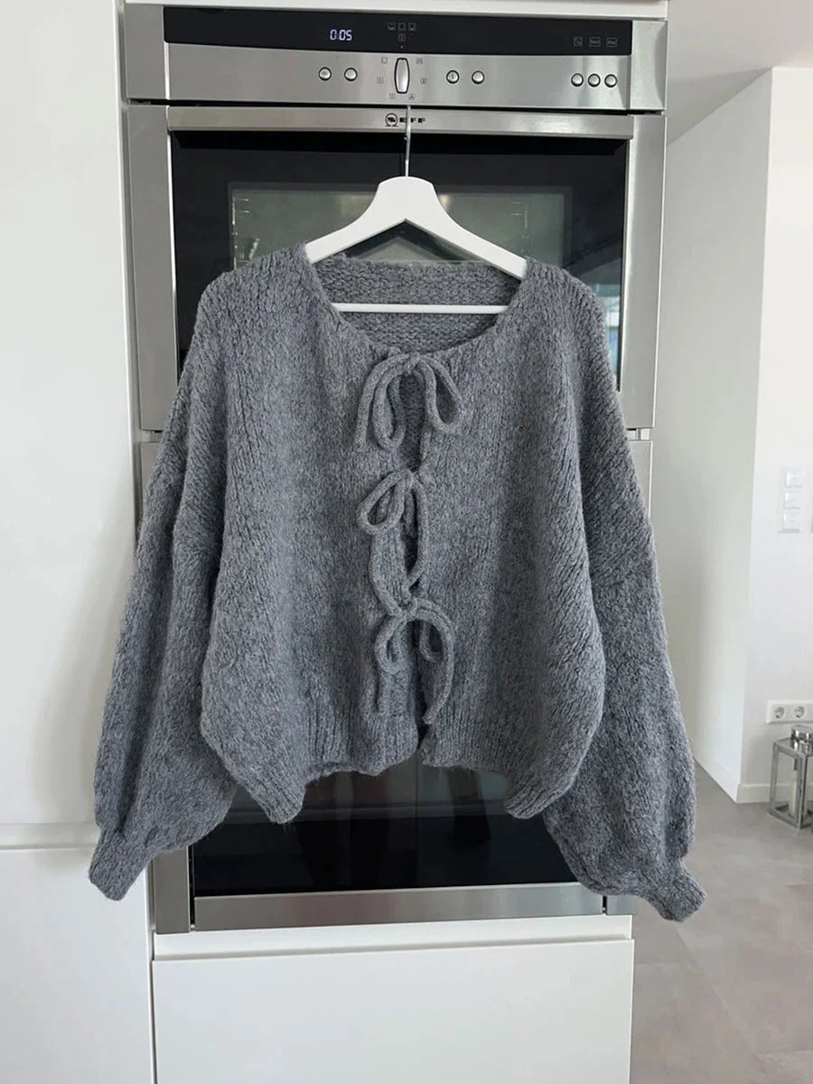 Mya - Cardigan Autunnale in Maglia con Laccetti sul Davanti - Image 7