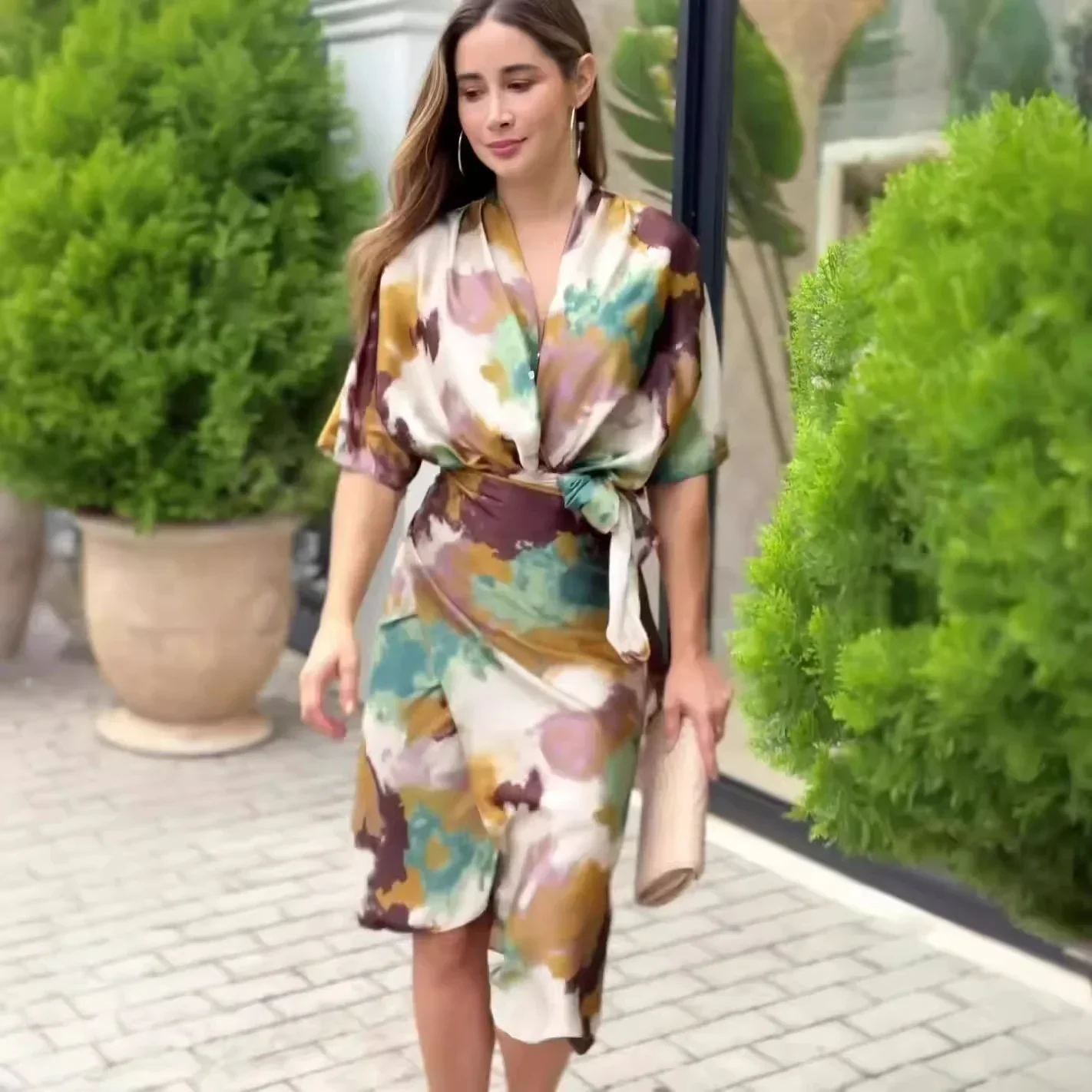 Natalja - Elegante Abito In Raso Con Stampa Astratta