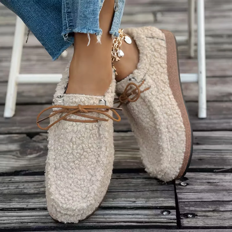 Odeya - Scarpe Stringate Morbide In Sherpa - Image 2