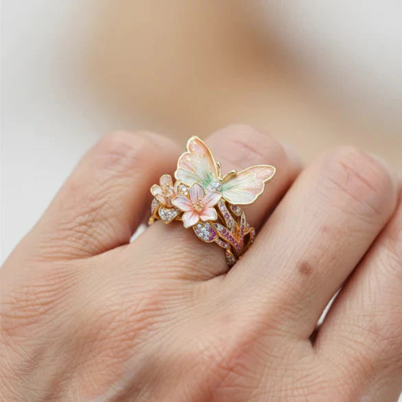 PetalWings - Anello con Farfalla Scintillante Naturale e Zirconi - Image 4