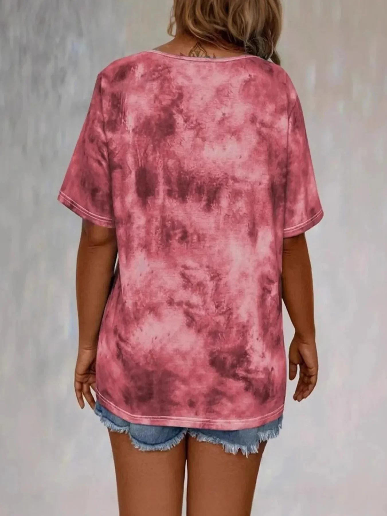Rihanna - Maglietta Con Scollo a V e Lacci In Stile Tie-Dye - Image 4