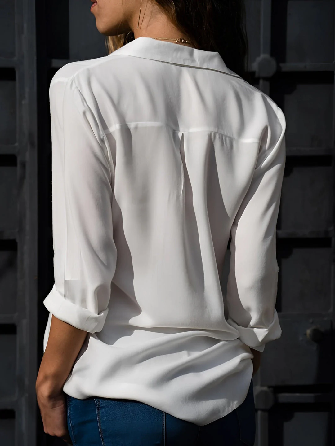 Sizina - Camicia Fluida In Raso Con Scollo a V - Image 8