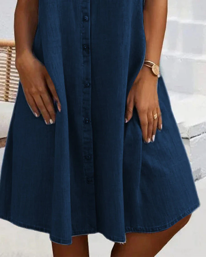 Sveta - Abito in Denim con Bottoni e Manica Corta - Image 4