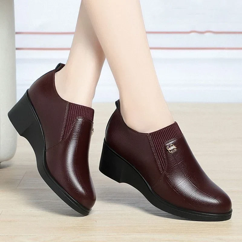 Switolina - Scarpe Alla Moda Con Zeppa In Pelle - Image 6
