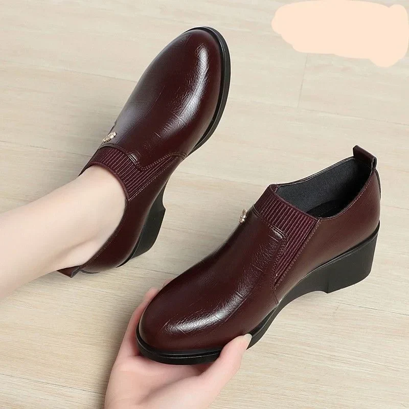 Switolina - Scarpe Alla Moda Con Zeppa In Pelle - Image 7