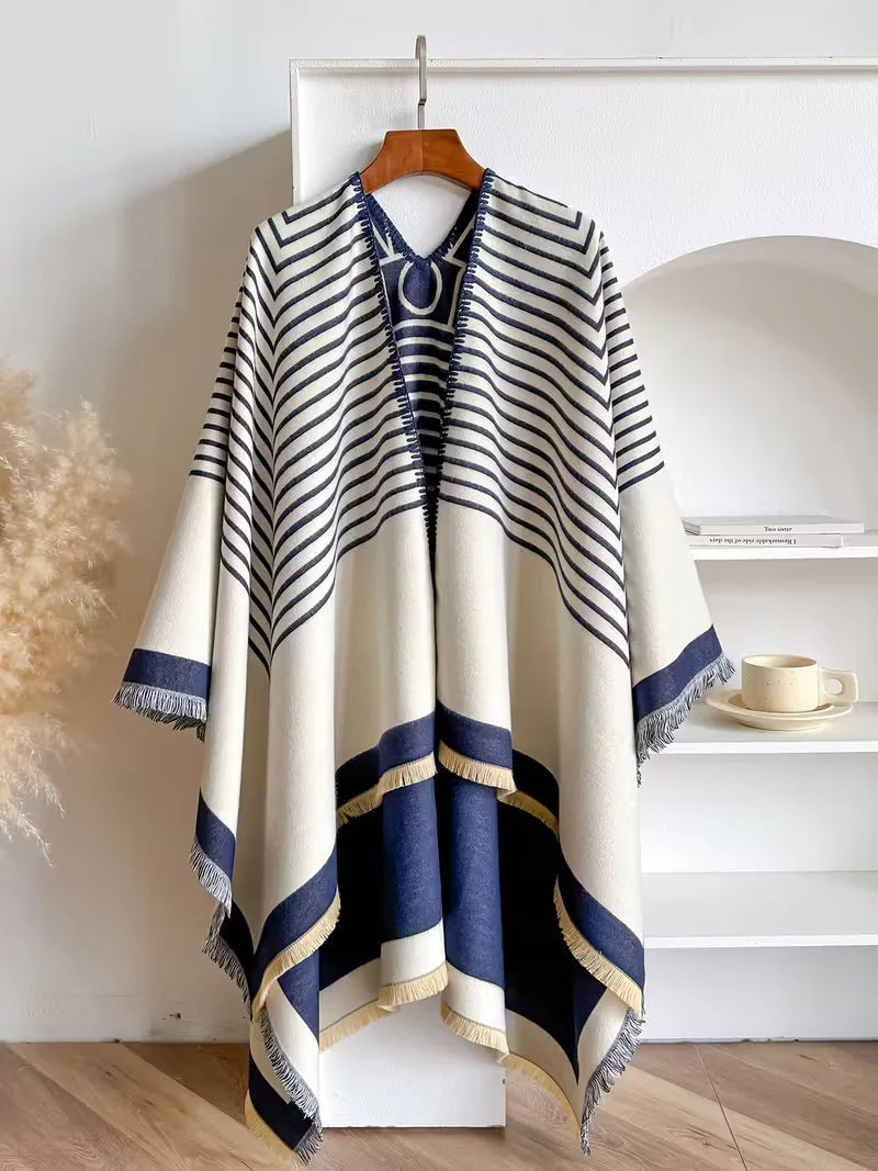 Taisija - Scialle Jacquard a Righe Reversibile In Finto Cashmere - Image 7