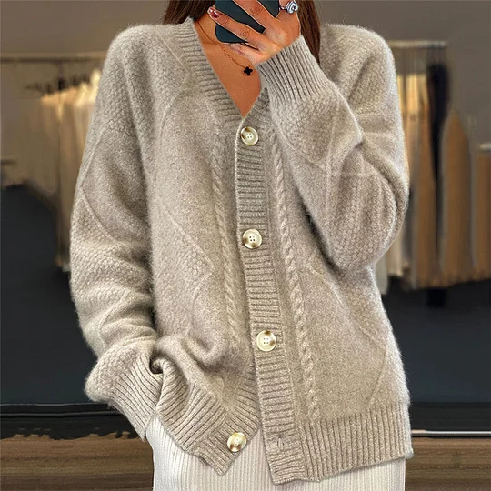 Tanner - Comodo Cardigan in Cashmere Con Scollo a V - Image 3