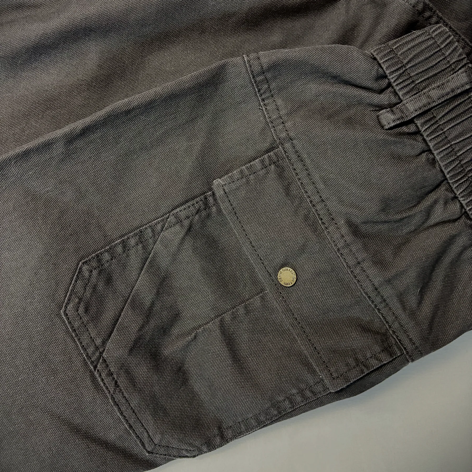 Teodor - Pantalone Moderno in Carbonio - Image 9