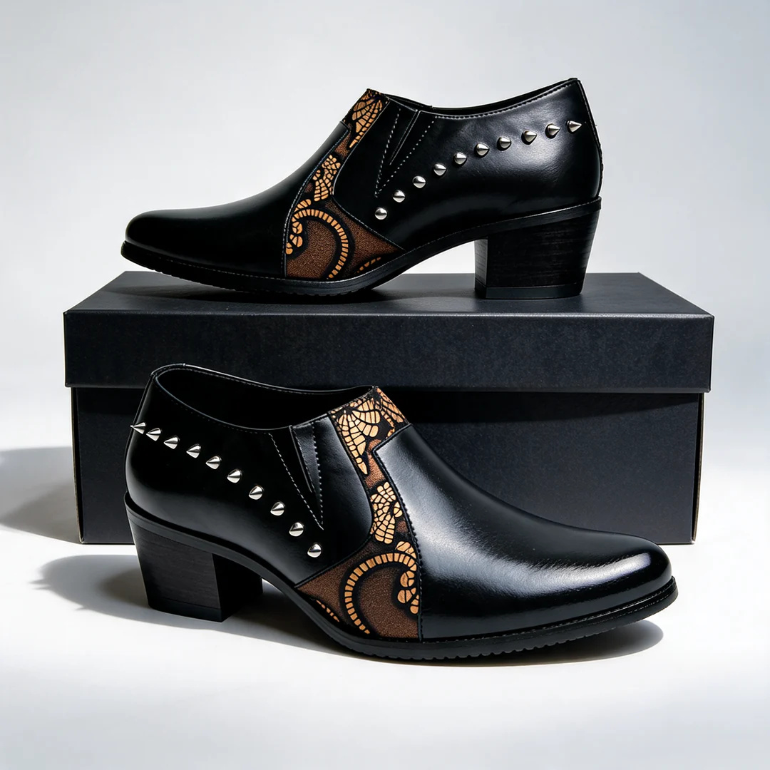 Vanderson - Scarpe Con Tacco Alto E Punta Affusolata Con Rivetti