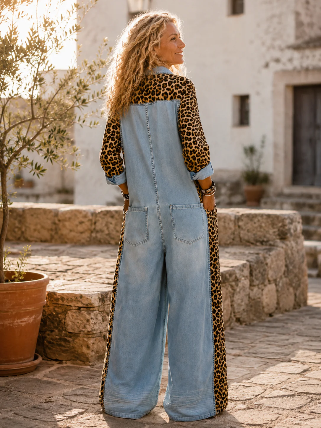 Yasmeen - Tuta Leggera in Denim Con Stampa Leopardata - Image 8
